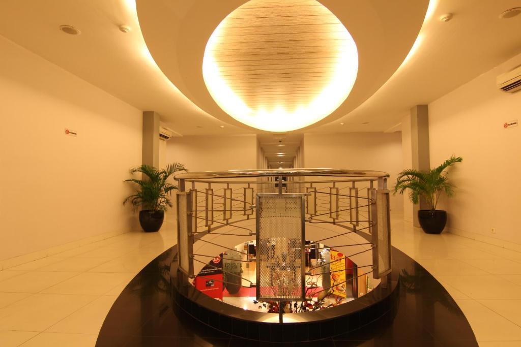 My Hotel Yakarta Exterior foto